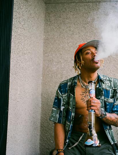 You might wonder: Will using alcohol in a bong get me higher? 