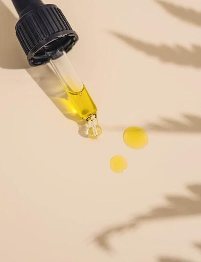 Can medical cannabis help with Alzheimer’s? Discover what preclinical studies and clinical trials reveal about cannabinoids, dementia, and symptom relief.