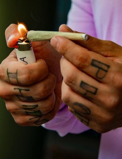 ¿Que se siente fumar cannabis por primera vez?