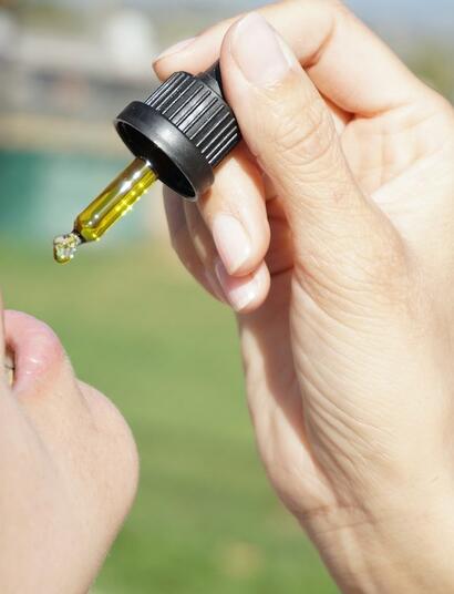 Seguridad, eficacia y diferencias del CBD aislado y de espectro completo.