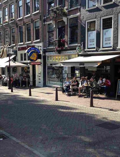 de sociale functie van de coffeeshop