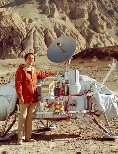 Carl Sagan letters reveal his stance on cannabis 