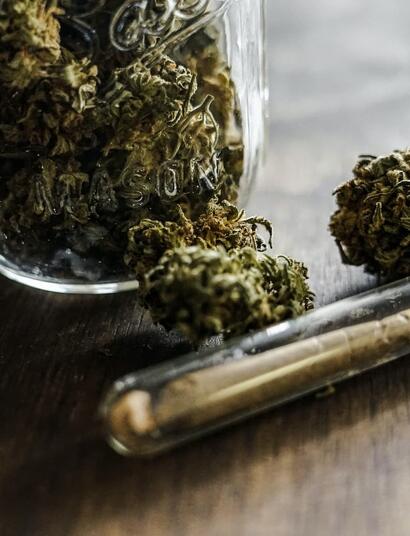 Diferentes-maneras-de-almacenar-cannabis