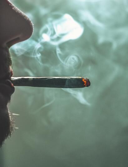 Gelegentlicher Konsum oder Abhängigkeit - Wo ist die Grenze?