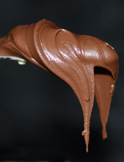 Nutella de marihuana: avellanas, chocolate y tu variedad cannábica favorita.