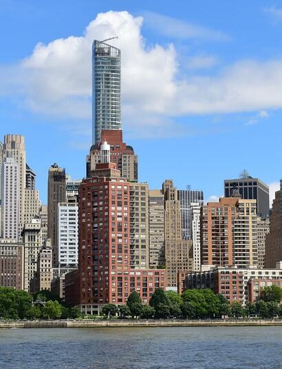legal cannabis sales New York reach $1 billion 