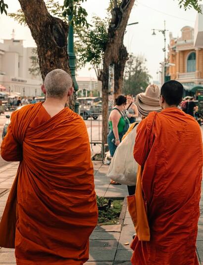 Sri Lanka authorities arrest 22 monks after 110kg of cannabis was found hidden in luggage at Colombo airport following a sponsored trip from Thailand.