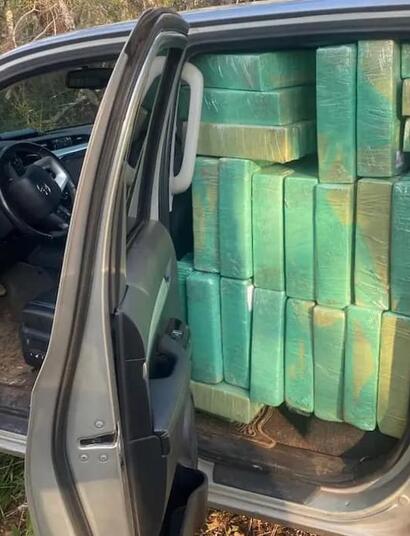 There are no known deaths directly attributed to intoxication from marijuana. However, one tragic case involves a man carrying 500 kilos of weed in his car. 