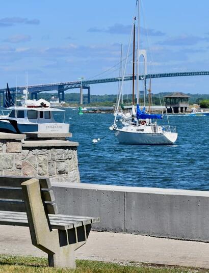 Rhode Island regulators reset adult-use cannabis retail licensing after federal litigation, issuing $7,500 refunds to applicants as rules reopen state-wide. 
