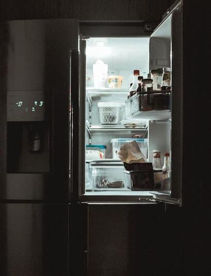 Explore why cannabis triggers hunger and how it connects to our sense of smell. See which healthy snacks can satisfy your munchies without the guilt. 