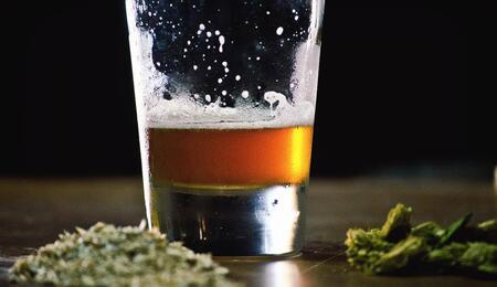 What alcohol and weed together does to your body