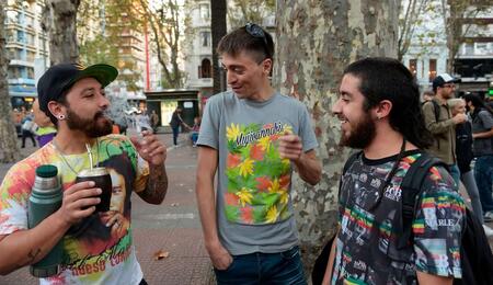 Uruguay, the first country where you can smoke marijuana wherever you like