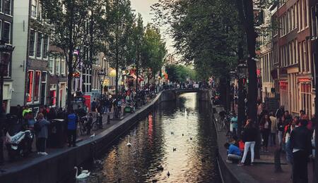 Amsterdam zakáže kouření konopí na ulici