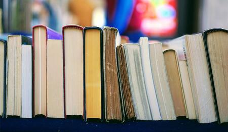 Fünf Bücher über Cannabis, die man unbedingt gelesen haben sollte.