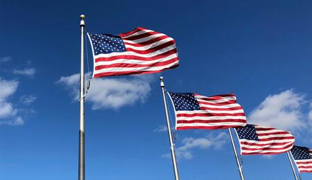 US-Präsident Donald Trump unterzeichnete gestern eine Verordnung, die Cannabis im CSA von Klasse I zu Klasse III umstuft.