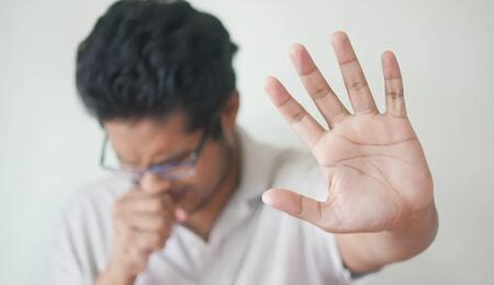 Gibt es eine Allergie gegen Cannabis? Mehr über die Symptome, die biologische Ursachen, den Prick-Test und Kreuzallergien.