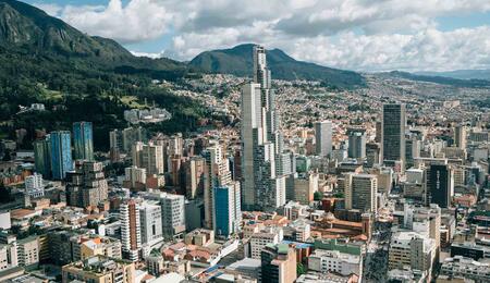 Gustavo Petro's questions the rationale behind enforcing prohibition in Colombia while marijuana is accepted in New York