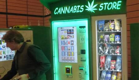 Les distributeurs automatiques de CBD bientôt interdits en France ?