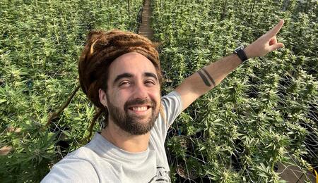 Dust, le French Strain Hunter