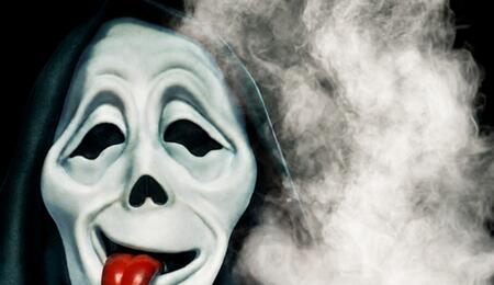 Torna Scary Movie e punta tutto sulla cannabis culture