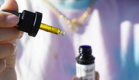 How to Make Cannabis Tincture at Home