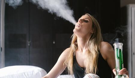 How to avoid cannabis dependency