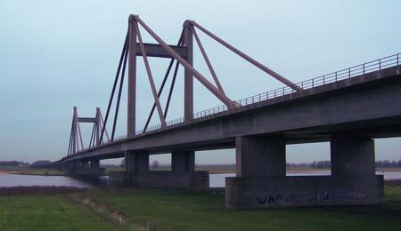 Prins Willem-Alexanderbrug