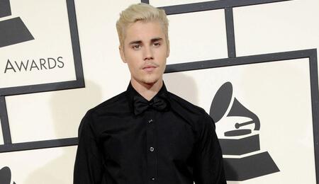 Justin Bieber fume de la marijuana au Colorado et enflamme les réseaux sociaux