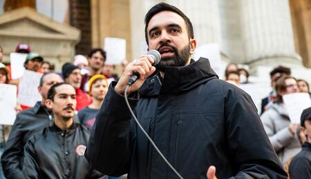 Mamdani el alcalde cannábico que votó regulaciones del cannabis en Nueva York. Foto: Wikimedia Commons. 