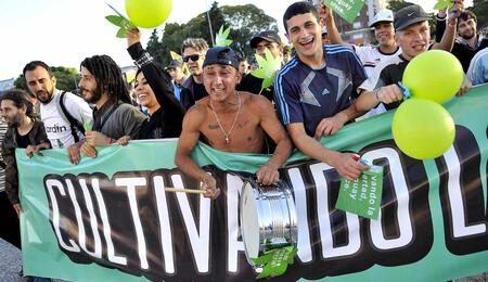 Marcha Mundial de la Marihuana 2024. Foto Javier Calvelo. Archivo.