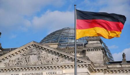 Německý parlament schválil zákon o legalizaci konopí