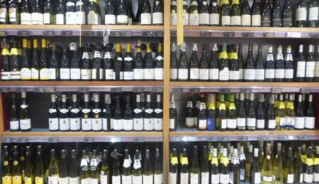 Le gouvernement considère t-il l’alcool comme une drogue ?