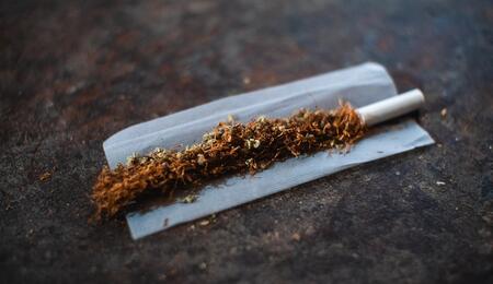 How to roll the perfect joint