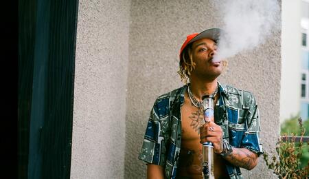 You might wonder: Will using alcohol in a bong get me higher? 