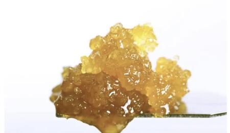 Live resins typically have a more complex terpene profile, which enhances the overall experience.