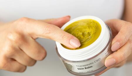 crema cosmetica de marihuana