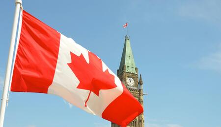 Il Canada aumenta le tasse normative sulla cannabis