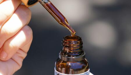 Microdosing cannabis is for everyone who wants to experience the benefits of medicinal marijuana use without the full psychoactivity. Here’s key information.