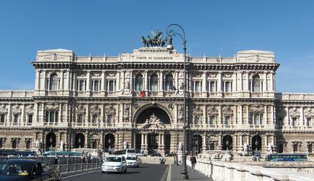 La Cassazione difende l'offensività: nullo il sequestro senza efficacia drogante
