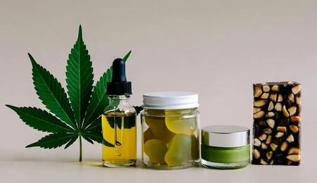 Productos innovadores de CBD en España en 2025: flores, aceites, comestibles y cosméticos en auge.