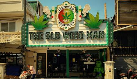 Thailand is resetting its cannabis industry as shops are ordered to transition into medical clinics within three years. Here’s what the new rules mean. 