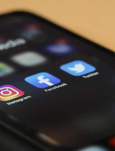 This intervention directly comes from Brasilia and highlights the growing tensions around issues of digital free speech and public health information.