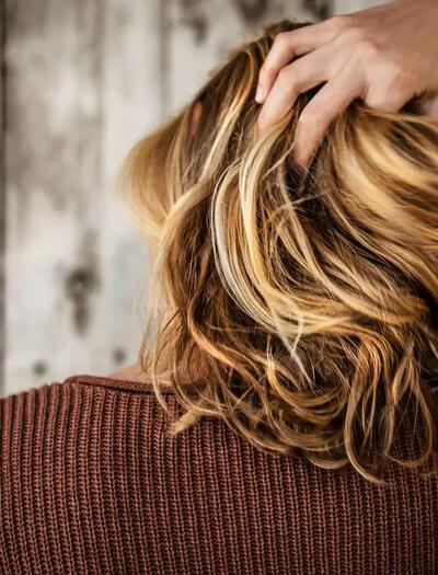 Cannabis gegen Haarausfall: Fördern CBD und Hanföl den Haarwuchs?