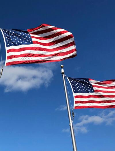 US-Präsident Donald Trump unterzeichnete gestern eine Verordnung, die Cannabis im CSA von Klasse I zu Klasse III umstuft.