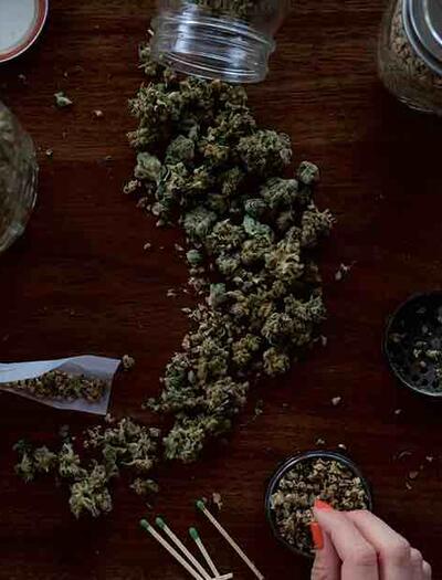 rolling your own joint enhances the overall smoking experience