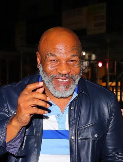 Tyson tlačí na Trumpa kvůli legalizaci konopí