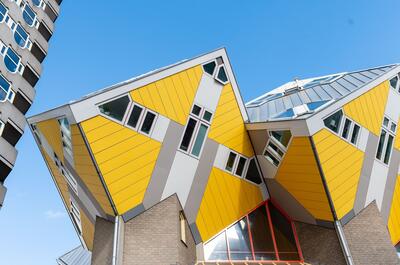 Complejo de las Casas Cubo diseñadas por Piet Blom en Róterdam